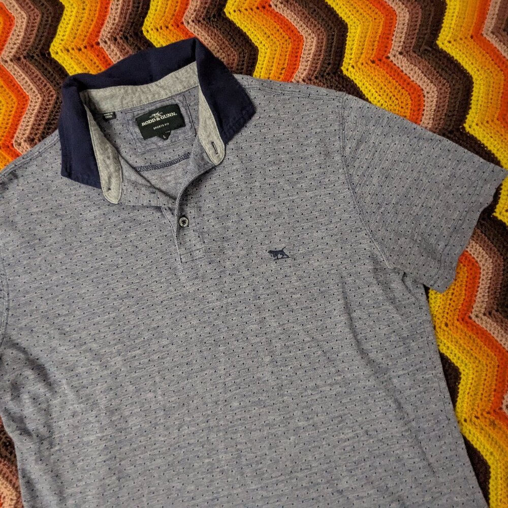 Large Rodd & Gunn Sports Fit Polo Shirt Mens Blue Dotted Pointer Dog Logo h130